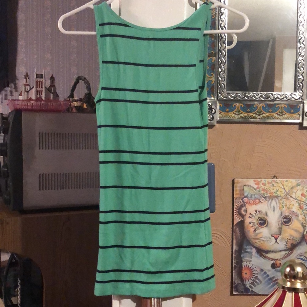 Old navy HOST PICK ⭐️ green stripes tank - Picture 5 of 5